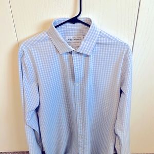 Mizzen + Main L trim dress shirt